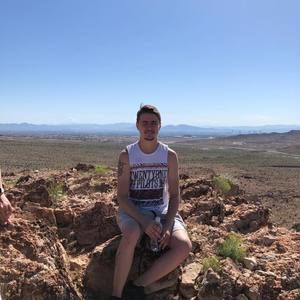 Meet your Posher, Hunter